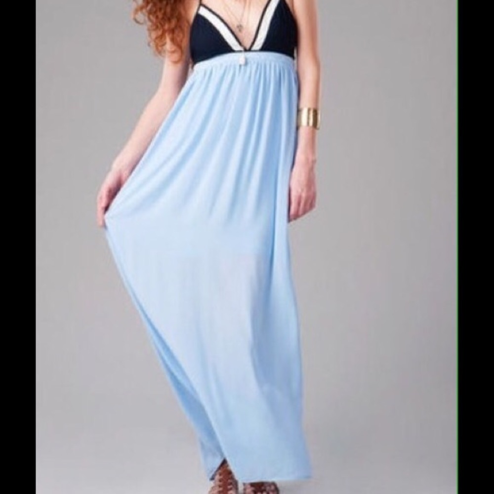 NWOT Quinn Navy/Baby blue maxi dress size Small